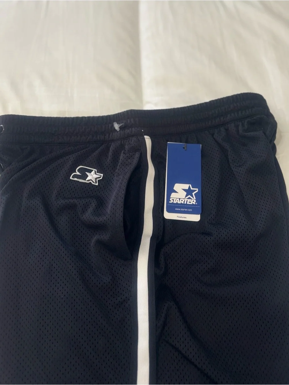 Starter Men's Classic-Fit Mesh Basketball Shorts Size: Large